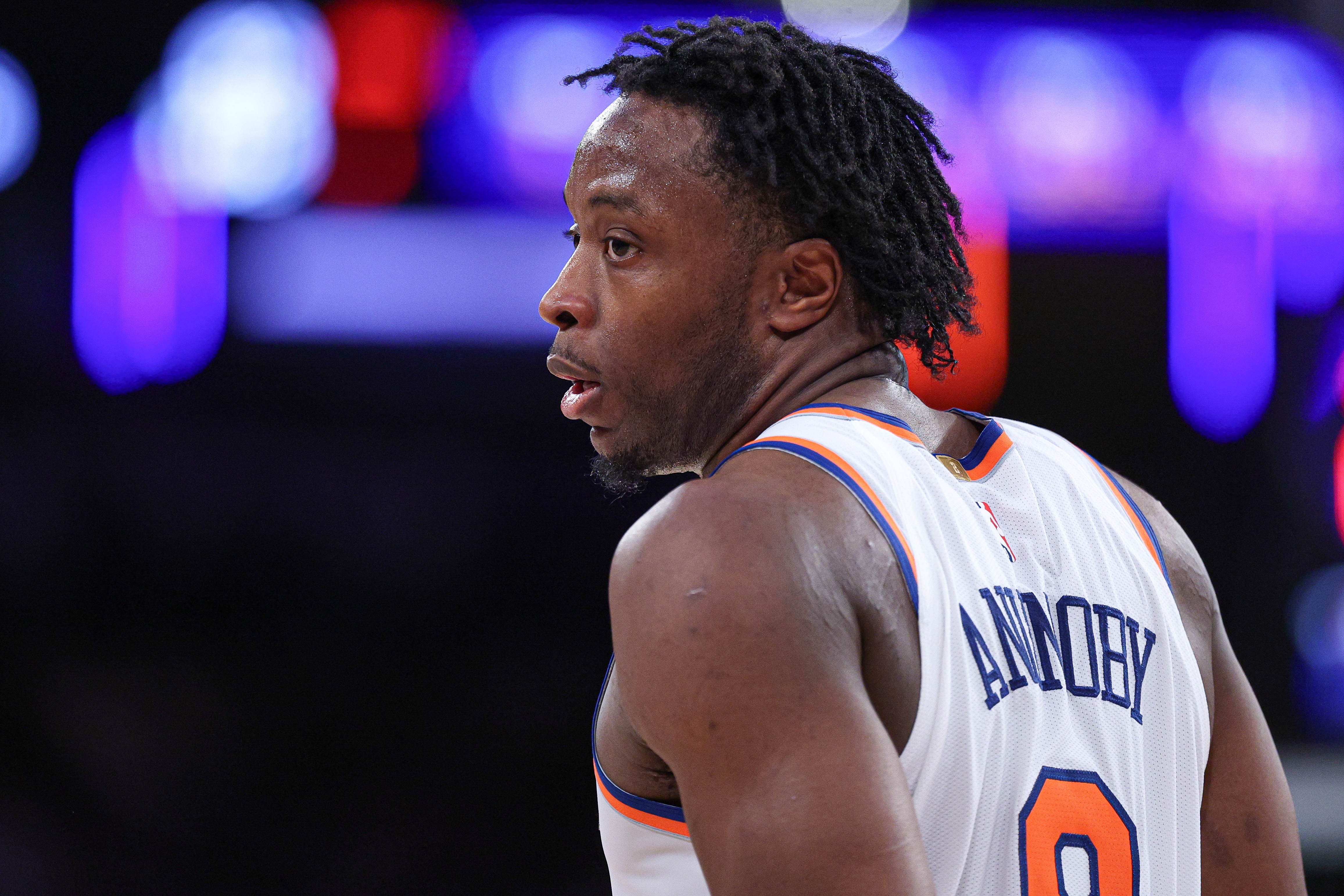 没趾甲影响发力？阿努诺比13中3仅得8分 但有全队最高4盖帽进账